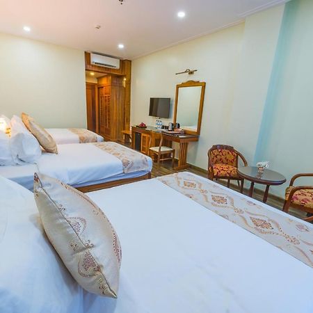 Kampong Thom Royal Hotel Εξωτερικό φωτογραφία