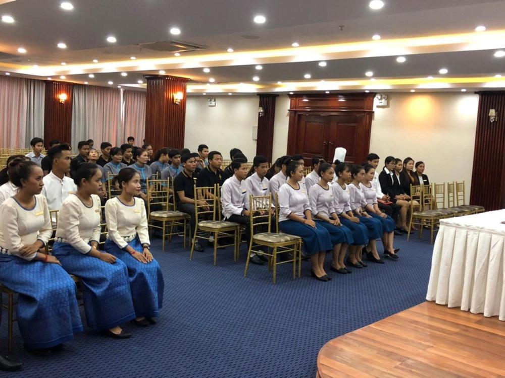 Kampong Thom Royal Hotel Εξωτερικό φωτογραφία