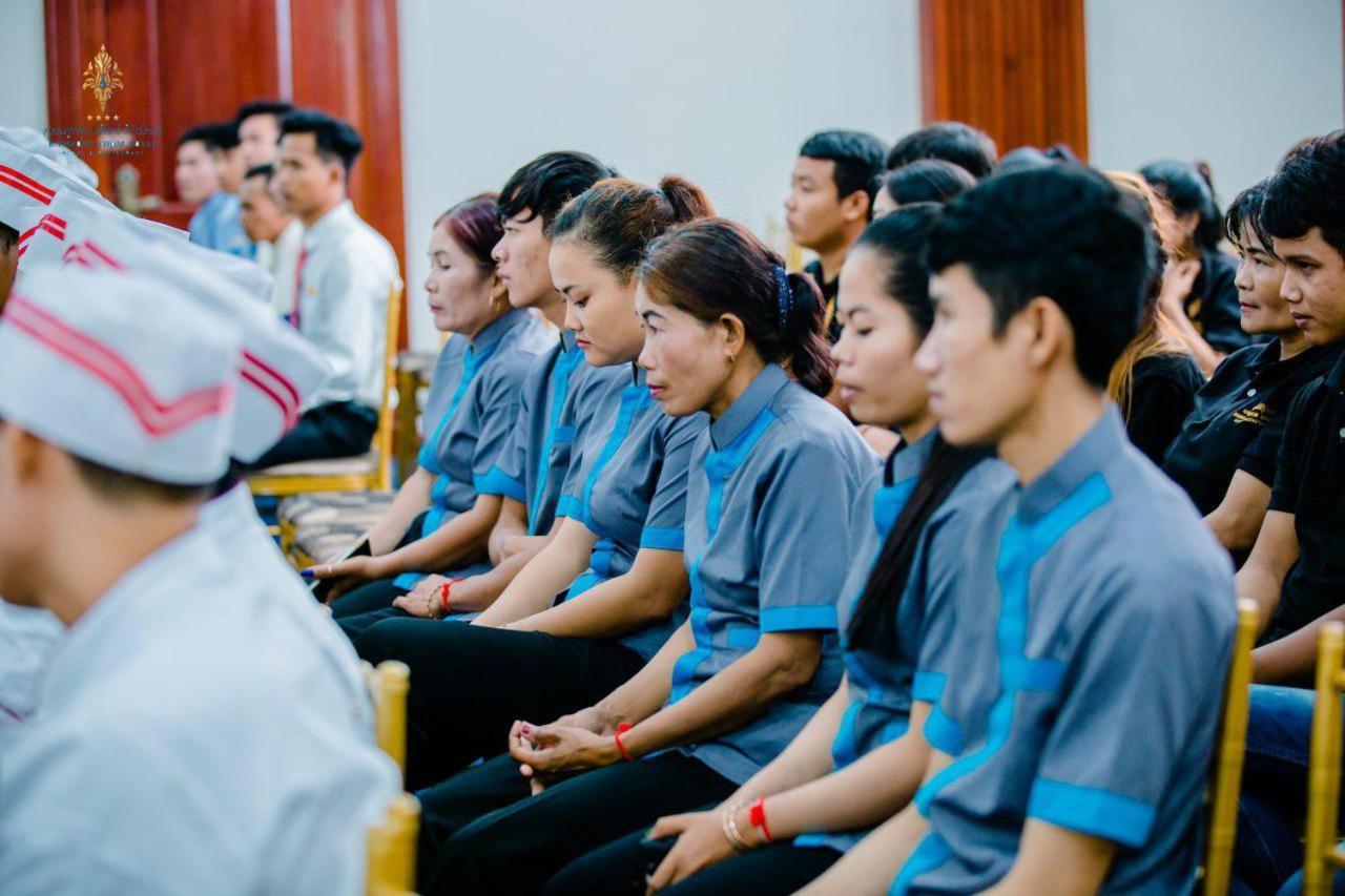 Kampong Thom Royal Hotel Εξωτερικό φωτογραφία