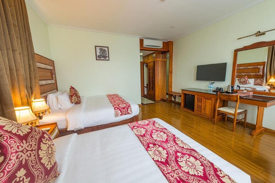 Kampong Thom Royal Hotel Εξωτερικό φωτογραφία
